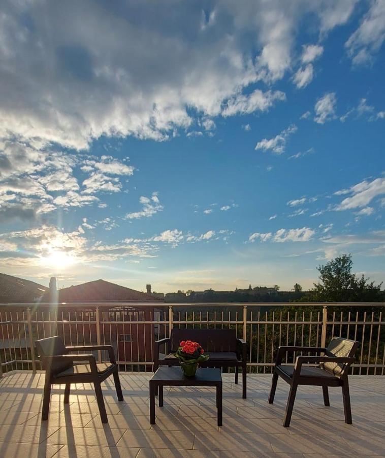 Roero Sunset Apartment Govone Exterior photo